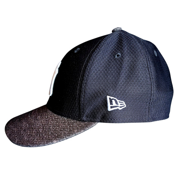 New York Yankees New Era 2019 Spring Training Collection 59FIFTY Size 7 1/8 - Picture 4 of 9